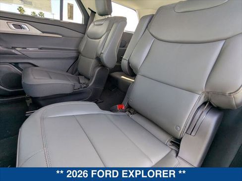 New 2026 Ford Explorer Active RWD image 18
