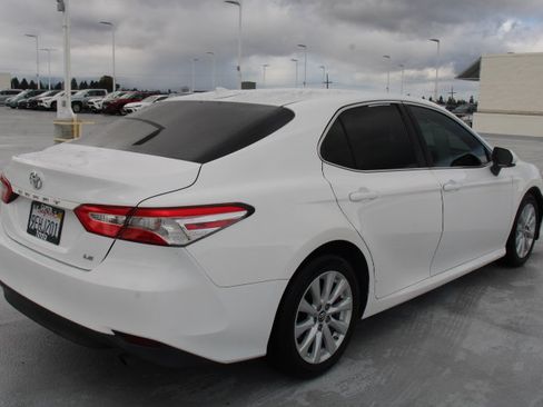 Certified 2019 Toyota Camry LE image 3