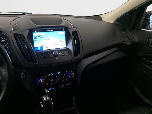 Used 2019 Ford Escape SEL image 22