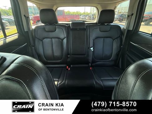 Used 2023 Jeep Grand Cherokee Limited w/ Luxury Tech Group II AWD/4WD image 29