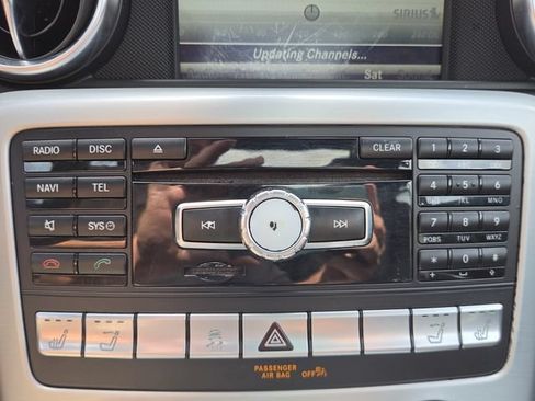 Used 2015 Mercedes-Benz SLK 250 w/ Premium Package image 8