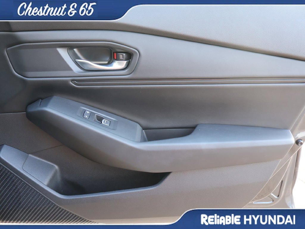 Used 2023 Honda Accord EX-L image 8