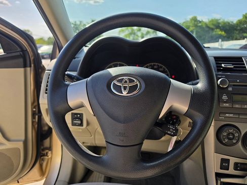 Used 2011 Toyota Corolla LE FWD image 42