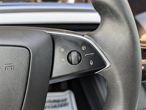 Used 2025 Tesla Model 3 Long Range AWD/4WD image 21