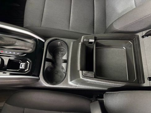 Used 2023 Chevrolet Colorado Trail Boss w/ Technology Package AWD/4WD image 40