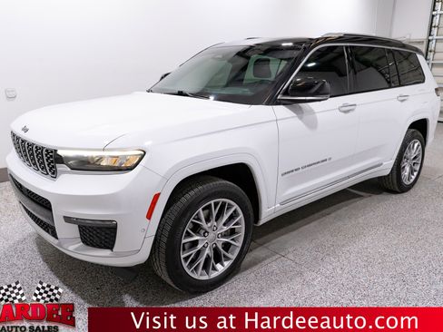 Used 2023 Jeep Grand Cherokee L Summit w/ Luxury Tech Group V RWD image 2