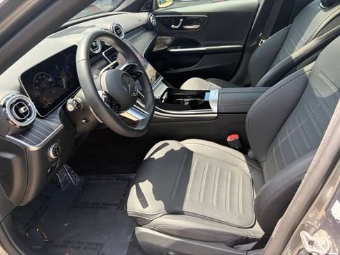Used 2025 Mercedes-Benz C 300 Sedan image 13
