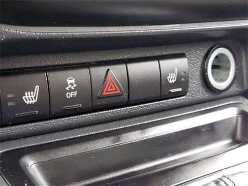 Used 2014 Jeep Patriot Latitude image 29