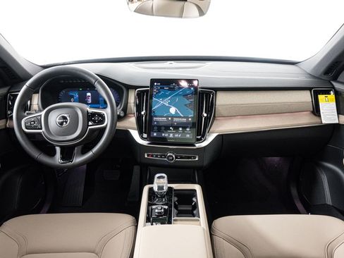 New 2026 Volvo XC90 B6 Plus w/ Protection Package Premier image 2