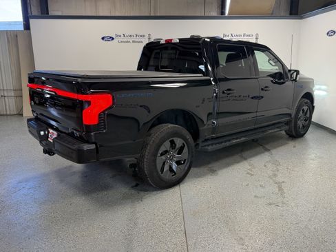 Used 2025 Ford F150 Lightning Lariat AWD/4WD image 36