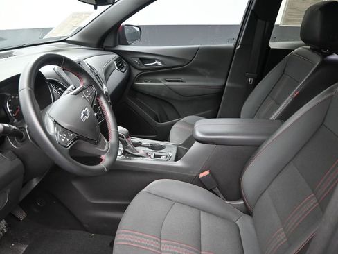 Used 2023 Chevrolet Equinox RS image 11