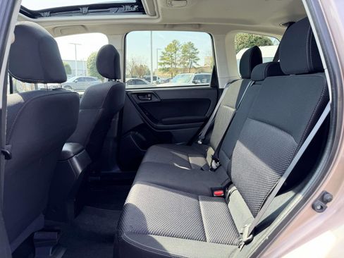 Used 2014 Subaru Forester 2.5i Premium w/ All-Weather Package image 15