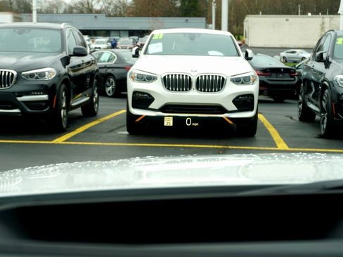 Used 2024 BMW 430i xDrive Coupe w/ Premium Package image 17