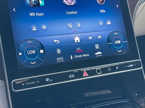 Used 2023 Mercedes-Benz C 300 Sedan image 23