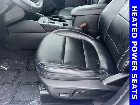 Used 2023 Ford Escape Platinum image 17