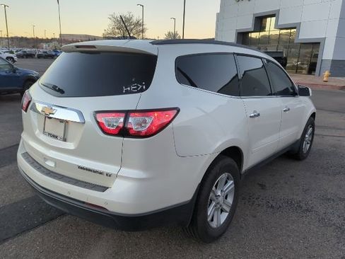 Used 2013 Chevrolet Traverse LT image 3