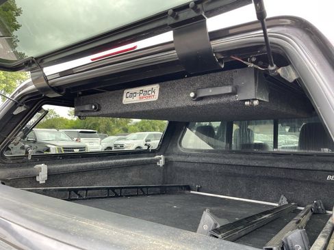 Used 2021 RAM 1500 Big Horn image 7