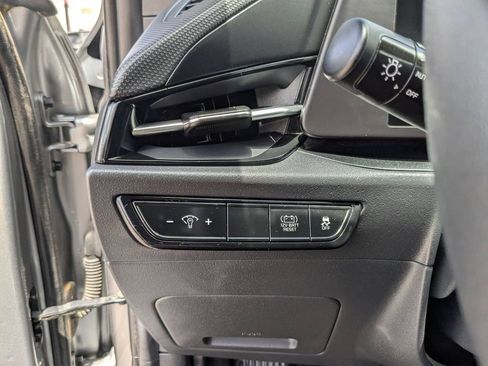 Used 2025 Kia Niro LX FWD image 22