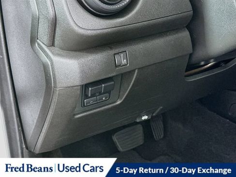 Used 2024 Chevrolet Colorado Trail Boss w/ Technology Package AWD/4WD image 15