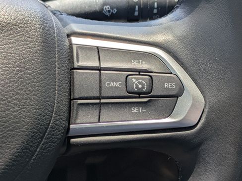 Used 2022 Jeep Compass Latitude AWD/4WD image 21