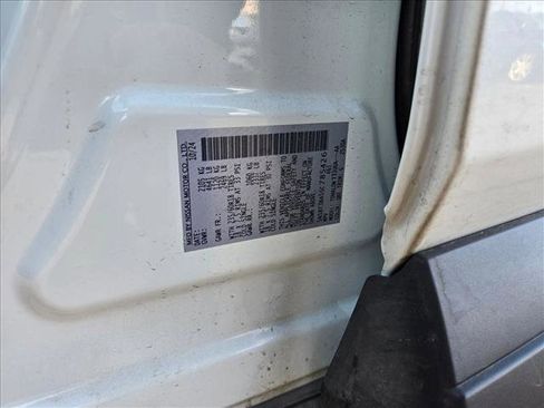 Used 2025 Nissan Rogue SV image 17