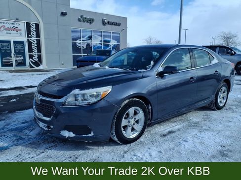 Used 2014 Chevrolet Malibu LT image 2
