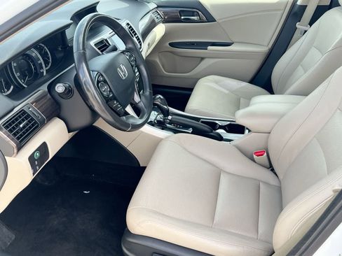 Used 2016 Honda Accord EX-L image 10