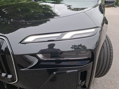 New 2026 BMW 740i RWD image 32