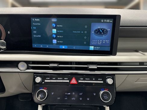 Certified 2025 Hyundai Tucson SEL AWD/4WD image 9