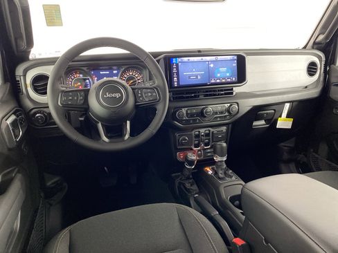 New 2026 Jeep Gladiator Willys image 15