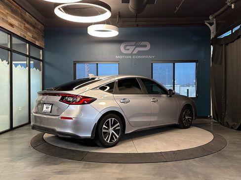 Used 2024 Honda Civic LX image 3