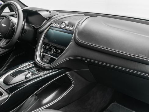 Used 2021 Aston Martin DBX AWD/4WD image 14
