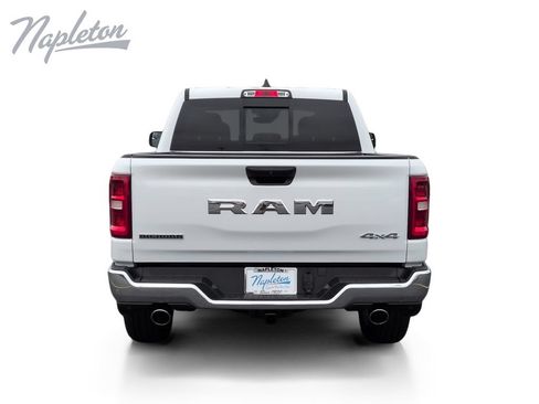 Used 2026 RAM 1500 Big Horn AWD/4WD image 4