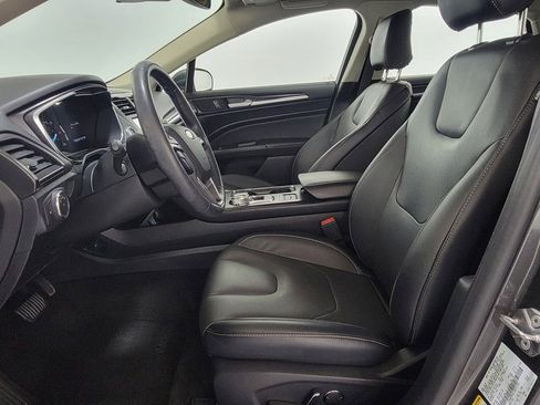 Used 2020 Ford Fusion Energi Titanium FWD image 14