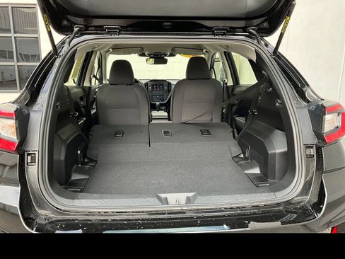 Certified 2025 Subaru Impreza 2.0i AWD/4WD image 11