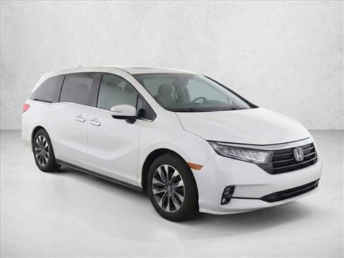 Used 2023 Honda Odyssey Elite image 3
