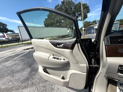 Used 2015 Nissan Quest S image 14