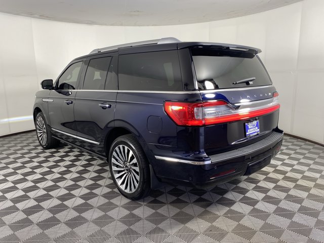 Used 2021 Lincoln Navigator Reserve w/ Luxury Package AWD/4WD image 11