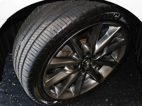 Used 2018 MAZDA MAZDA3 Grand Touring FWD image 35