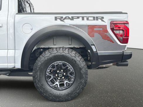 Used 2025 Ford F150 Raptor w/ Equipment Group 803A Raptor R AWD/4WD image 15