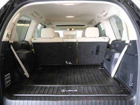 Certified 2023 Lexus GX 460 Premium w/ Premium Plus Package AWD/4WD image 32