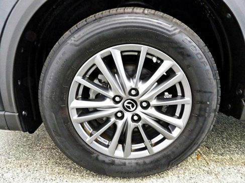 Used 2018 MAZDA CX-5 Sport w/ I-ACTIVSENSE Package FWD image 18