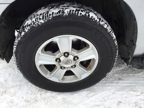 Used 2019 Toyota Sequoia SR5 image 10