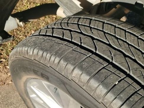 Used 2015 Ford F150 XLT w/ Equipment Group 302A Luxury image 4