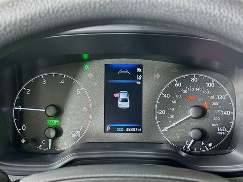 Used 2024 Toyota Corolla LE w/ LE Convenience Package FWD image 19