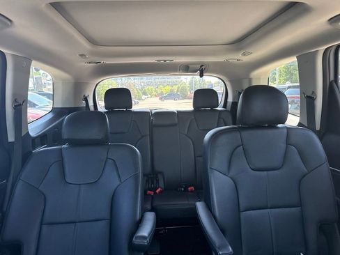 Used 2022 Kia Telluride SX w/ Nightfall Edition Package AWD/4WD image 13