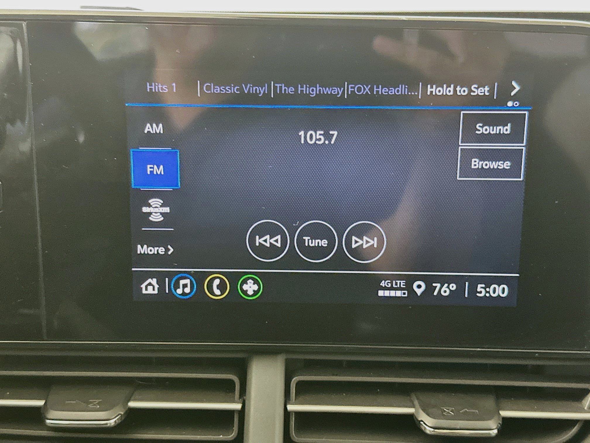 Used 2025 Chevrolet Trax LS w/ LS Convenience Package FWD image 19