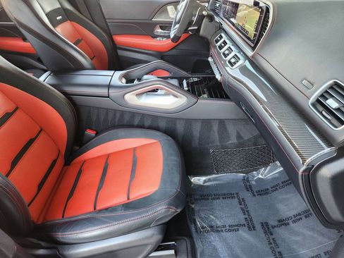 Used 2021 Mercedes-Benz GLE 53 AMG GLE 53 AMG image 3