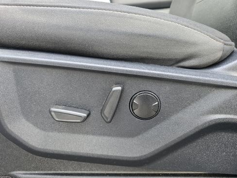 Used 2022 Ford F150 XLT w/ Equipment Group 302A High image 13