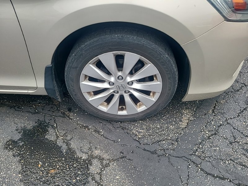 Used 2014 Honda Accord EX image 7